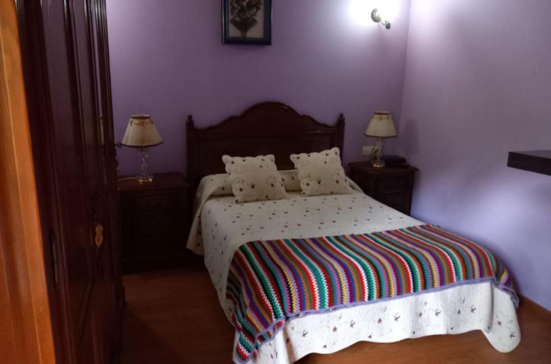 Casa Rural La Fuente Tejedo del Sil Bagian luar foto