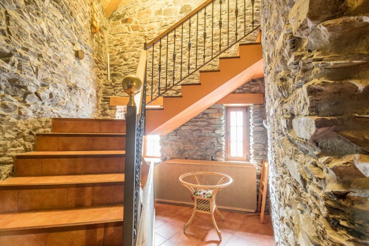 Casa Rural La Fuente Tejedo del Sil Bagian luar foto